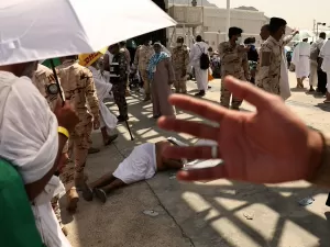 51,8ºC: Calor extremo mata mais de 900 muçulmanos em peregrinação a Meca