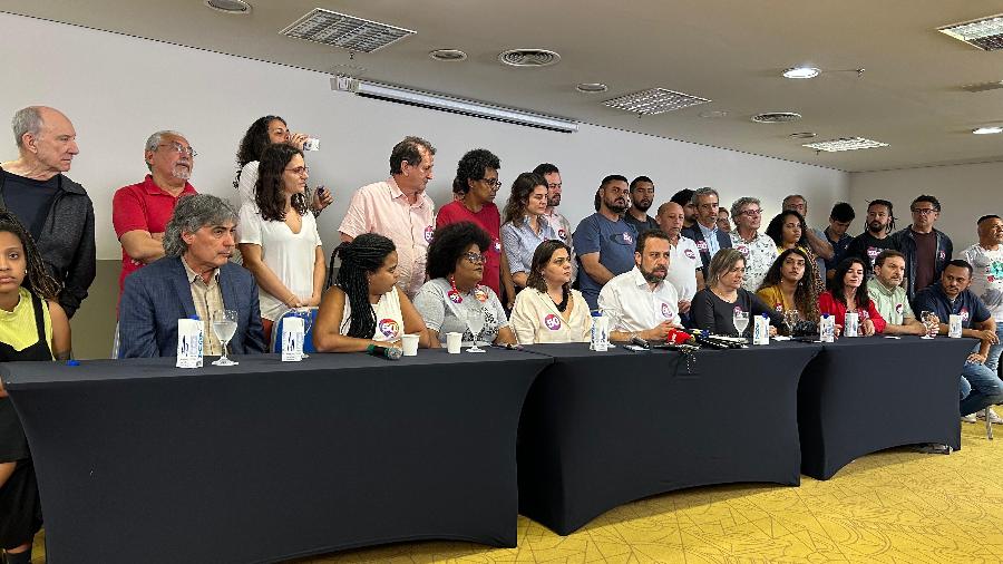 Boulos em coletiva à imprensa após reunião com vereadores eleitos e reeleitos