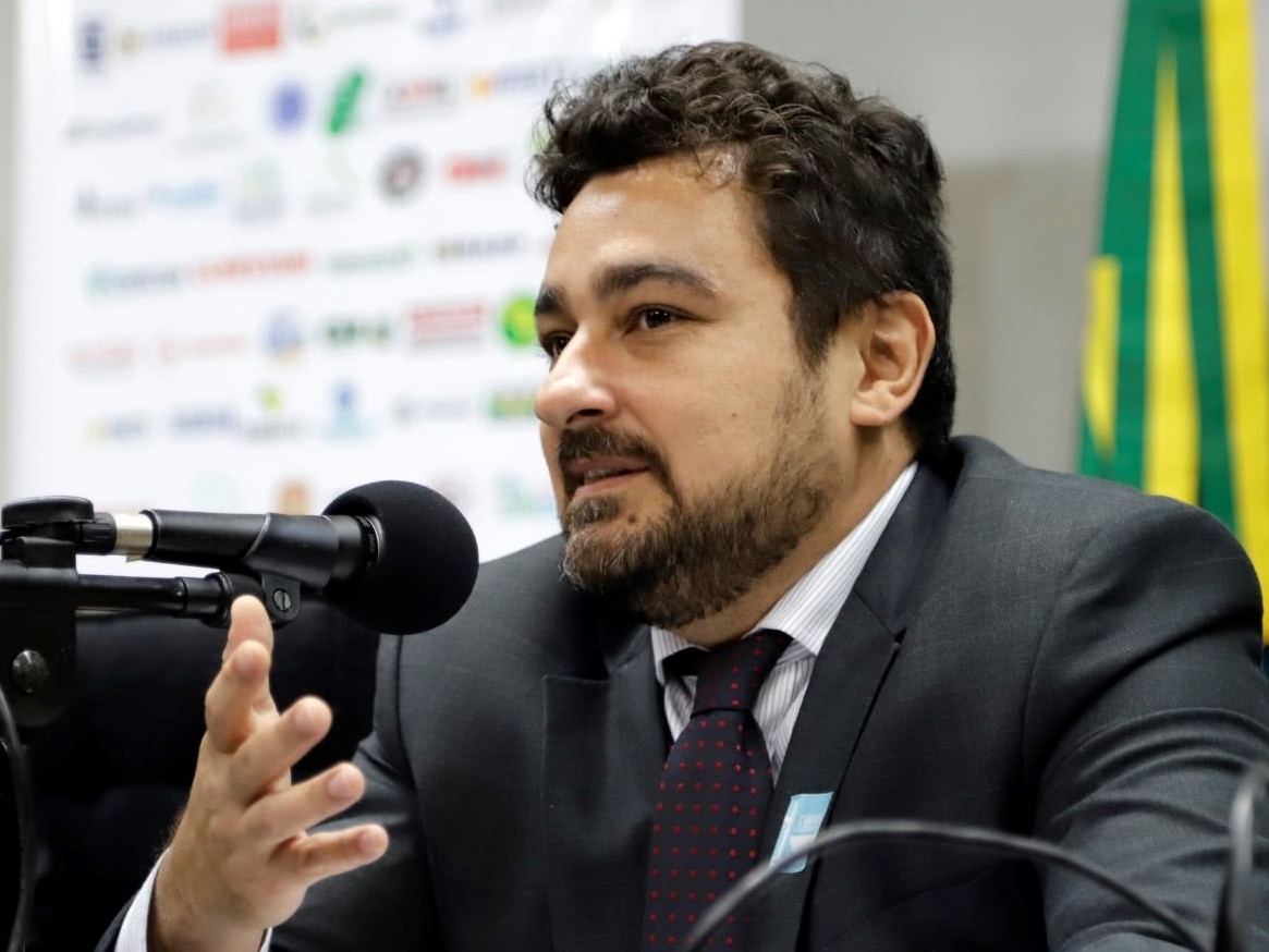 Professor da Unicamp: meta de inflação brasileira é dura com economia