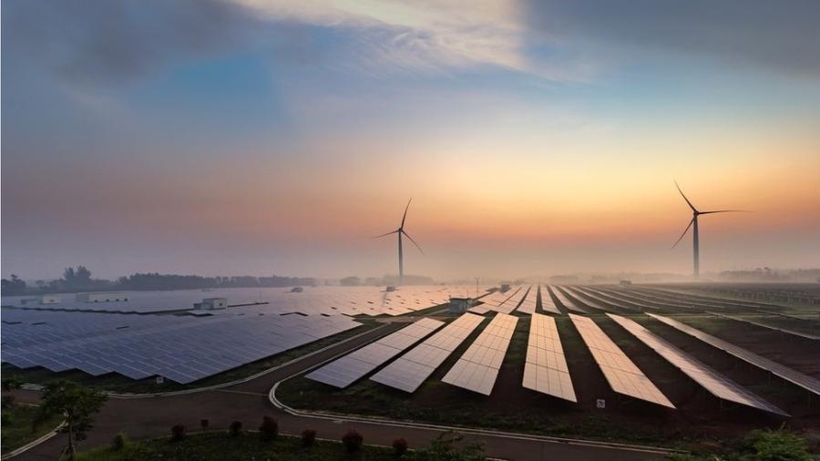 Região lançará projetos de energia solar e eólica para gerar mais de 319 gigawatts, segundo pesquisadores do Global Energy Monitor. - Getty Images