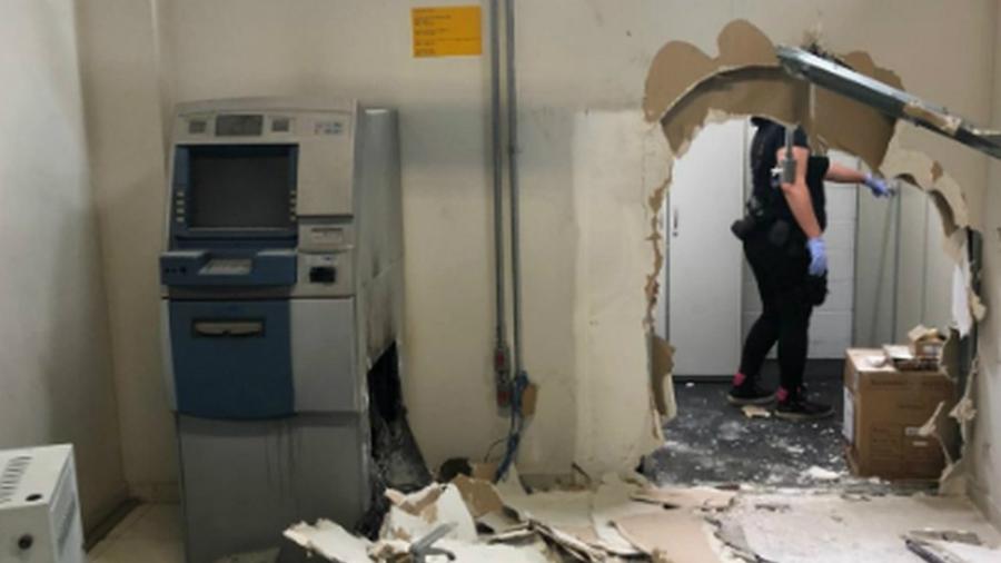 Caixa eletrônico foi roubado por criminosos de dentro da sede da TV Cultura, em São Paulo - 06.out.2019 - Divulgação/Polícia Civil