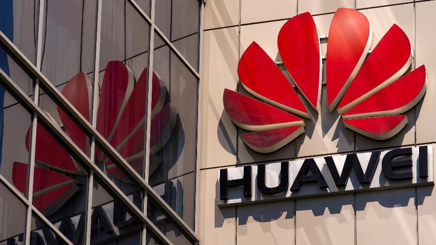 A gigante chinesa de telecomunicações Huawei anunciou que sua receita despencou 32% nos três primeiros trimestres do ano - lcva2/Getty Images