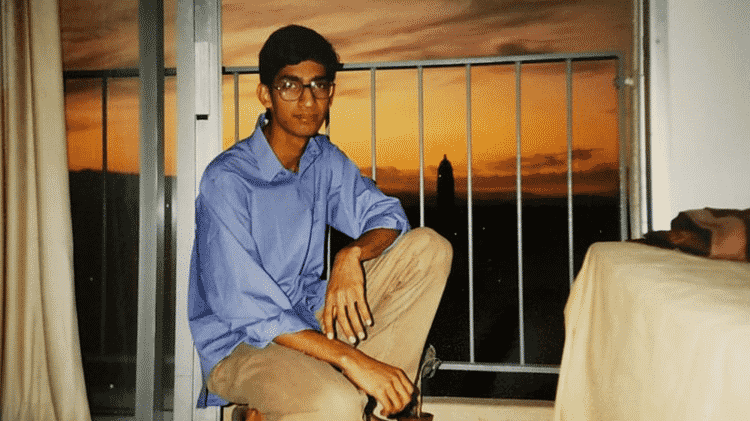 Sundar Pichai em um dormitório da Universidade de Stanford em 1994 - Sundar Pichai - Sundar Pichai