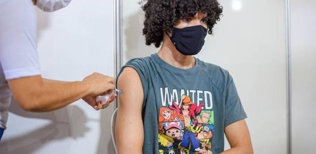 Pandemia no Brasil | Covid-19 já é a maior causa de mortes naturais de pessoas de 10 a 19 anos