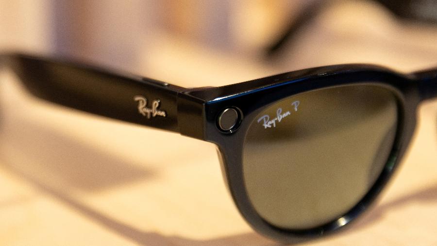 Os óculos de sol Ray-Ban Meta são exibidos no evento anual Meta Connect, na sede da empresa em Menlo Park, Califórnia, EUA Os óculos de sol Ray-Ban Meta são exibidos no evento anual Meta Connect, na sede da empresa em Menlo Park, Califórnia, EUA