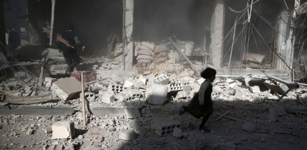 A guerra completou cinco anos sem perspectivas de um fim - Bassam Khabieh/ Reuters