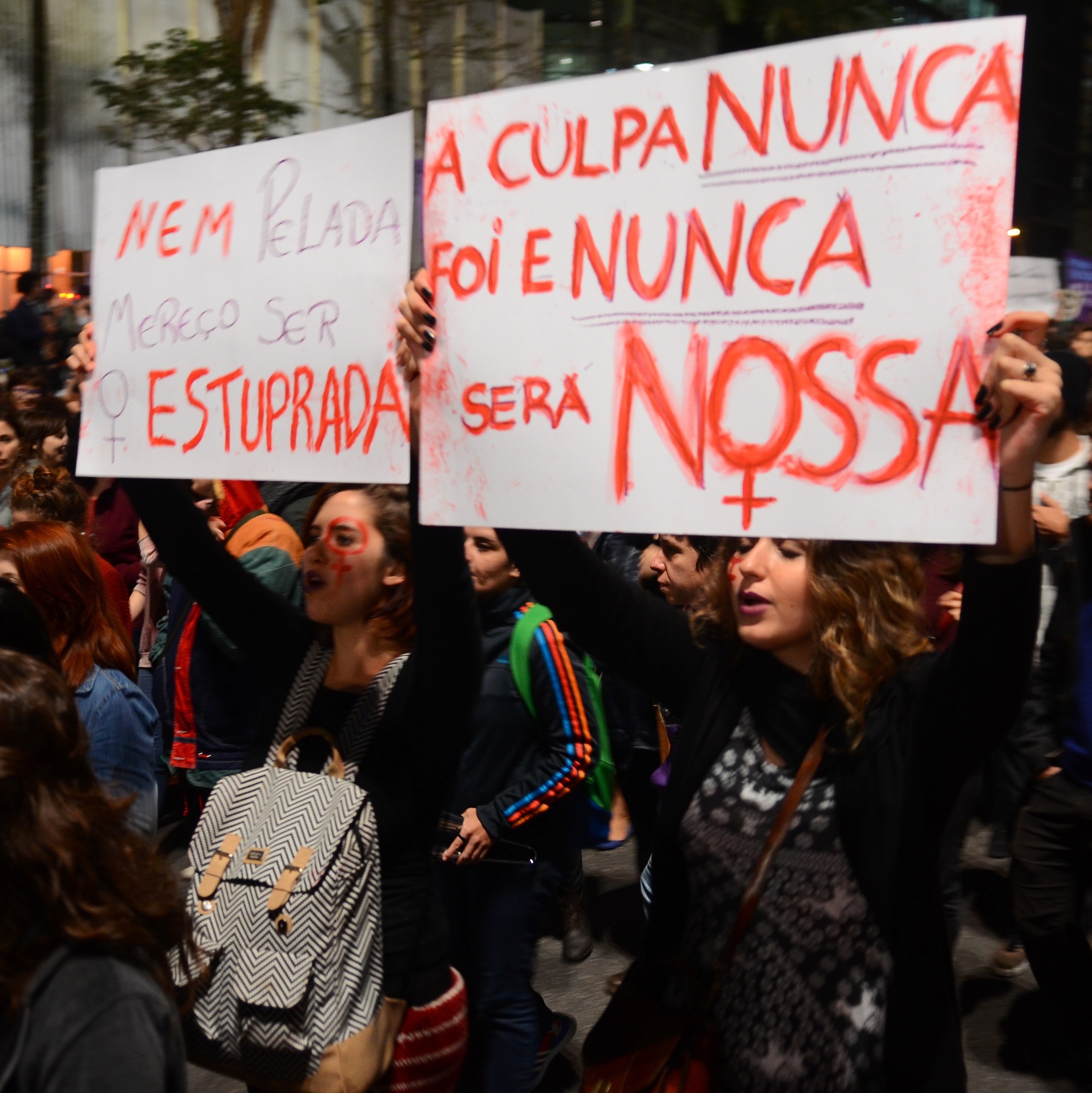 Brasil: Uma mulher foi estuprada a cada 10 minutos em 2021, diz estudo