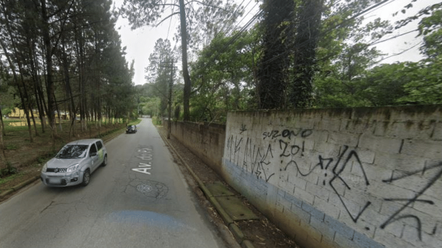 Ladrões invadiram casa em Ferraz de Vasconcelos (SP) mas foram presos após dormir - Google Street View
