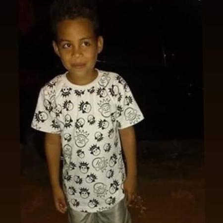 O menino Pablo Júlio Lima de Oliveira, de 10 anos, que morreu ao ser tragado por um bueiro - Arquivo pessoal