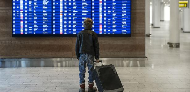 Menino viajava aos EUA | Pai acusa Latam de abuso sexual a filho durante conexão de viagem