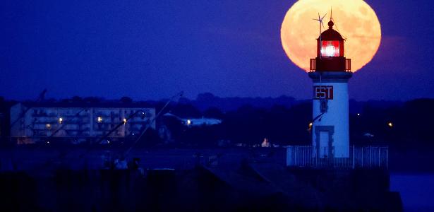 Última superlua do ano vem aí: como contemplar e quando ela fica ainda mais bonita