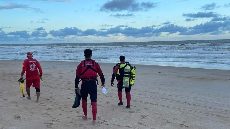 Homem de 33 anos desapareceu no mar após viajar para o Espírito Santo para visitar o pai - Corpo de Bombeiros do Espírito Santo