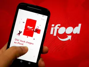 Dona do iFood, Prosus compra Decolar por US$ 19,50 por ação