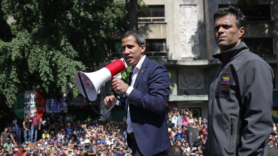 Os líderes oposicionistas Juan Guaidó e Leopoldo López em Caracas - AFP