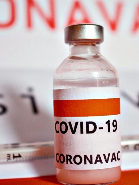 CoronaVac é a única vacina já aplicada no Brasil contra covid-19 - ADRIANA TOFFETTI/ESTADÃO CONTEÚDO