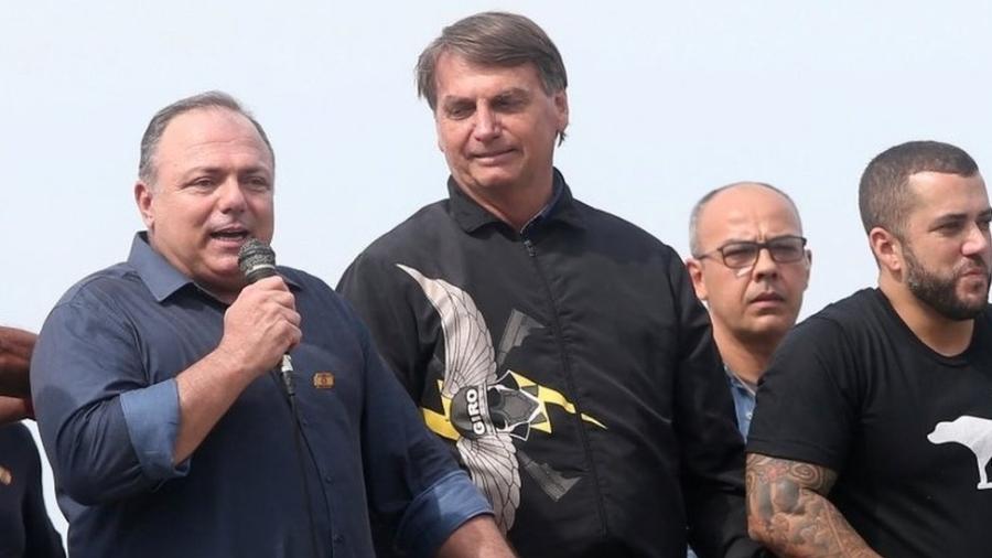 Pazuello no ato de apoio a Bolsonaro: Exército passou pano para o general e o presidente - Reuters