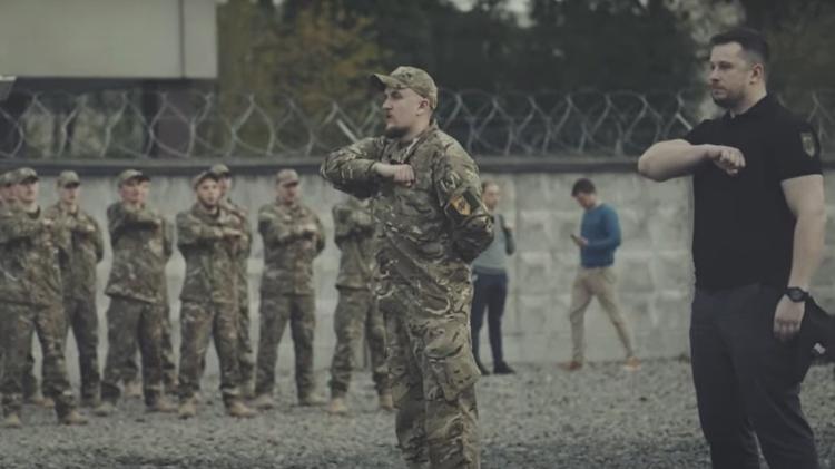 Ukrainian neo-Nazi group Azov Battalion posts images of military training on social media - Internet reproduction - Internet reproduction