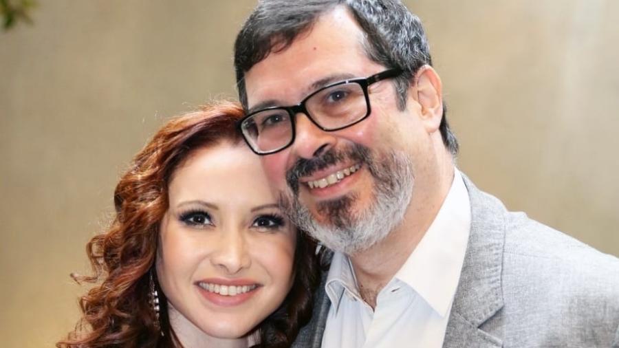 Natália Pasternak e Carlos Orsi, autores do livro "Que bobagem!: pseudociências e outros absurdos que não merecem ser levados a sério"