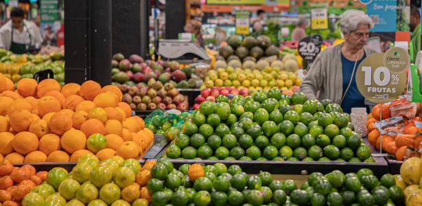 Inflação; frutas; supermercado; cesta básica; gastos; orçamento familiar; IPCA; IPCA-15