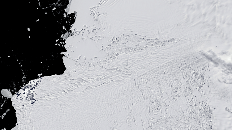 Imagem de satélite da grande geleira Thwaites, conhecida como 'Geleira do Juízo Final'
