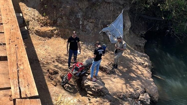 Polícia e Corpo de Bombeiros encontram moto de filha de deputado morta dentro do rio em Mato Grosso