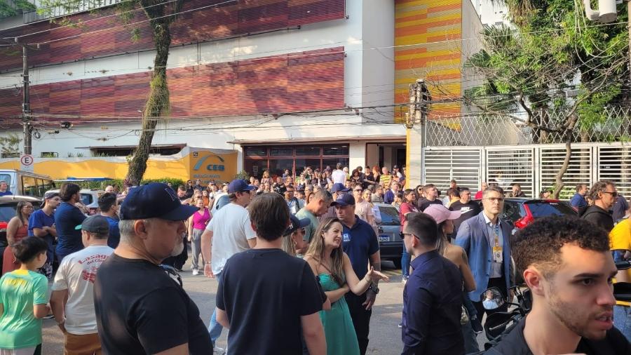 Escola em Moema onde Pablo Marçal (PRTB) vota - Anna Satie/UOL