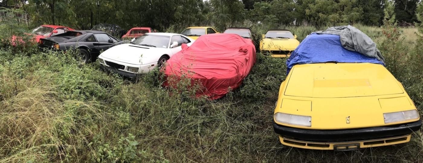 Ao menos 11 Ferraris foram encontradas no terreno baldio - Reprodução/Silodrome