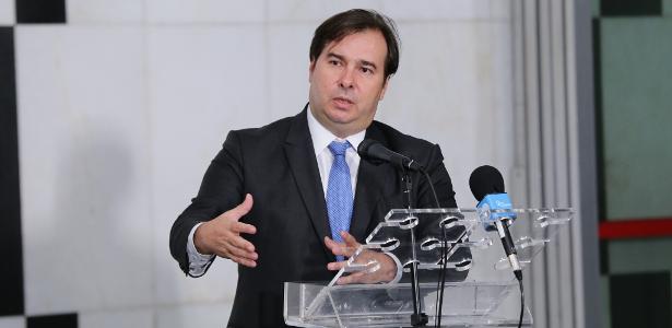 25.mar.2020 - O presidente da Câmara dos Deputados, Rodrigo Maia (DEM-RJ), em entrevista coletiva sobre o coronavírus