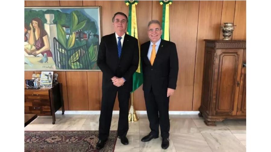 Jair Bolsonaro com Marcelo Queiroga: presidente e ministro unidos para sabotar a vacinação infantil - Divulgação