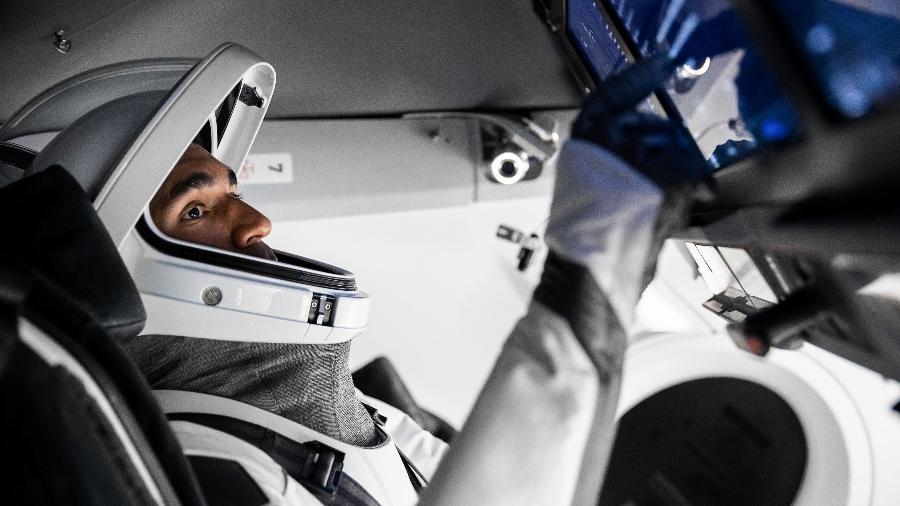 O astronauta Raja Chari durante treinamento na sede da SpaceX, na Califórnia - SpaceX