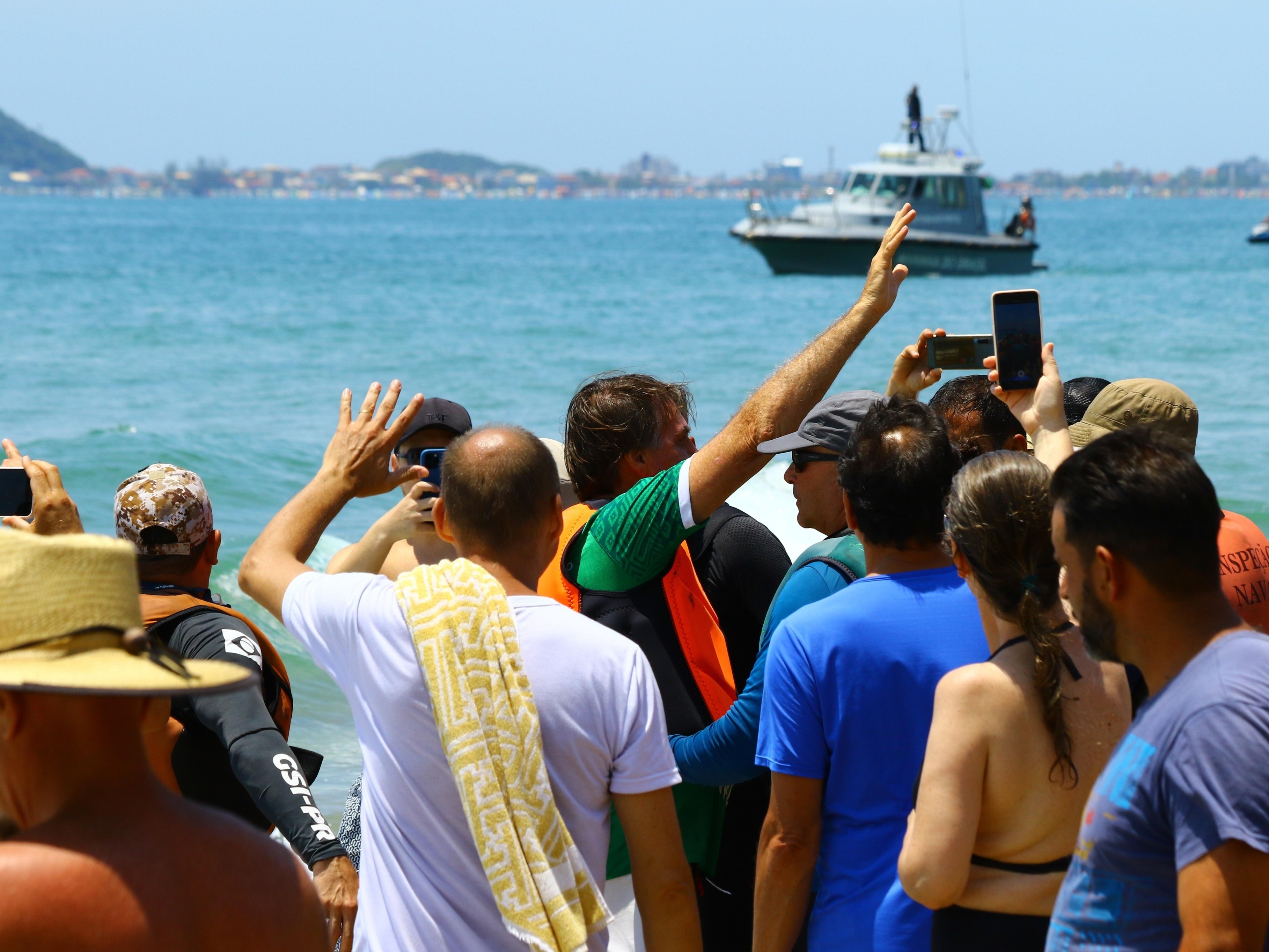 Bolsonaro sobre férias: 'Espero não ter que retornar antes