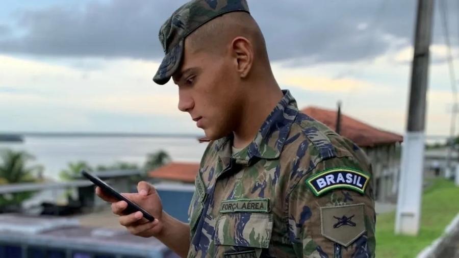 Soldado de 20 anos morreu após ser atingido por tiro acidental - Gustavo Aguiar/Facebook