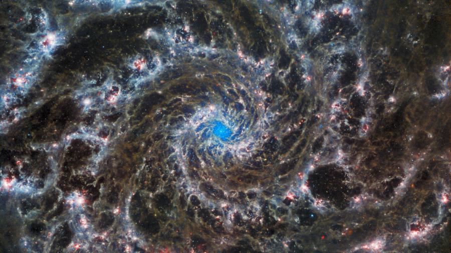 Imagem do telescópio espacial James Webb mostra o coração do M74, conhecido como "galáxia fantasma" - ESA/Webb, Nasa & CSA, J. Lee e equipe PHANGS-JWST