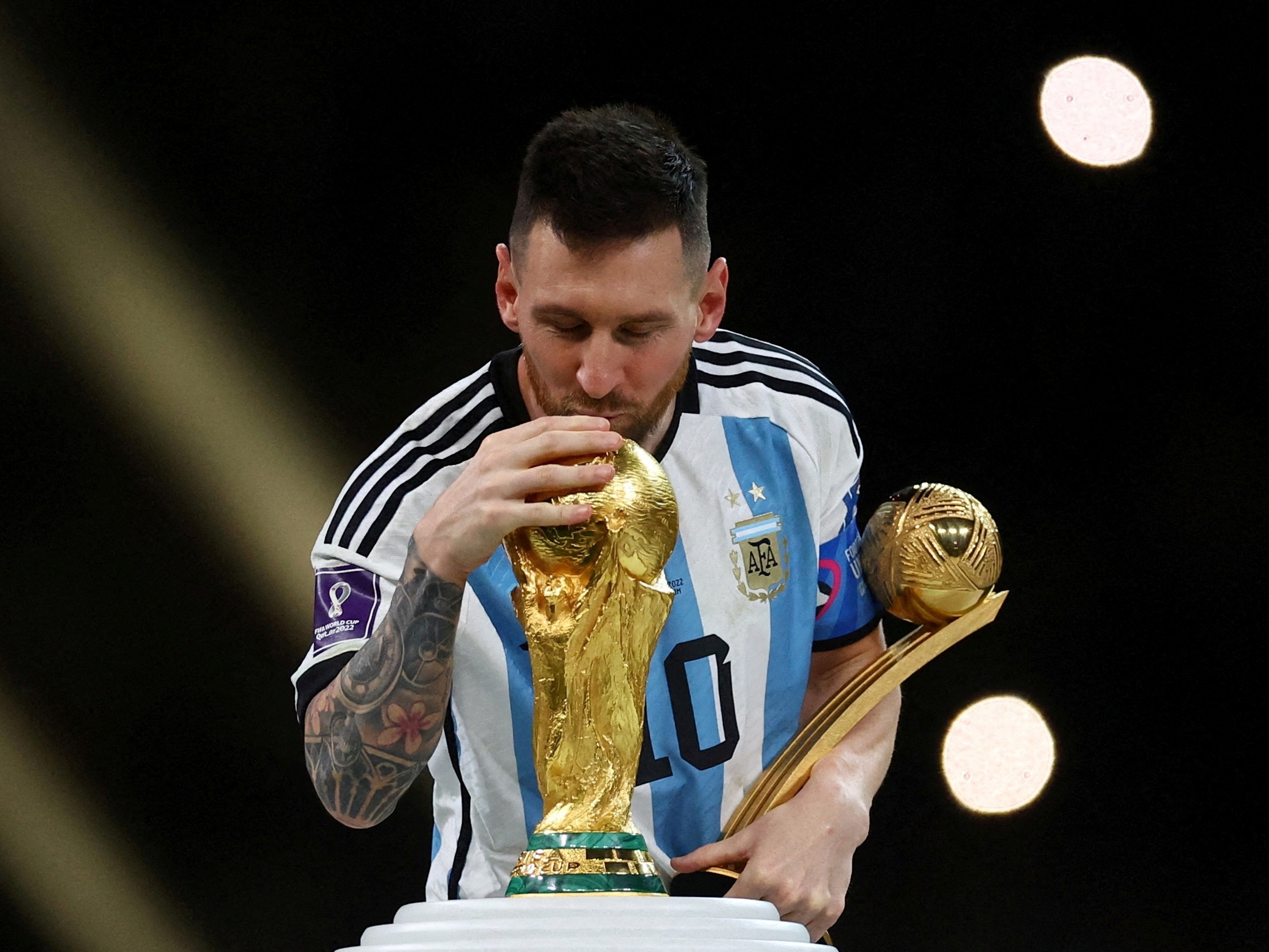 Lionel Messi, Bola de Ouro