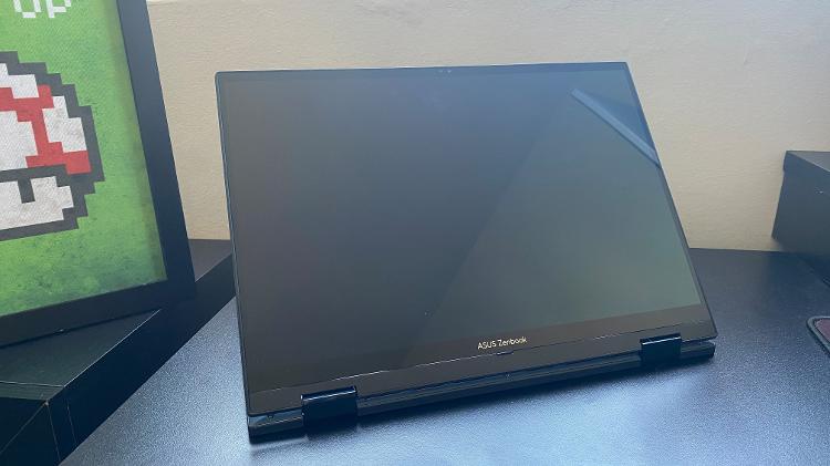 Asus Zenbook S 13 Flip dobrado - Rodrigo Lara/Tilt - Rodrigo Lara/Tilt