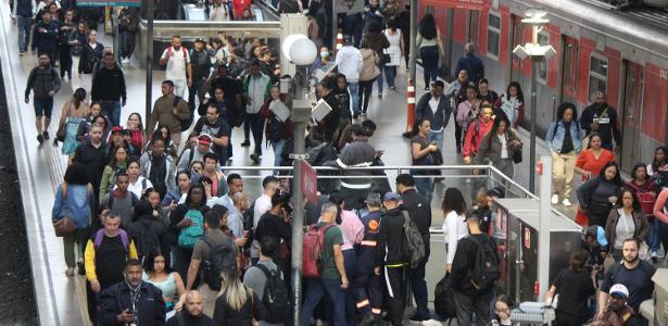 "Fila enorme", "Não sei se chego": população sofre com greve na CPTM hoje