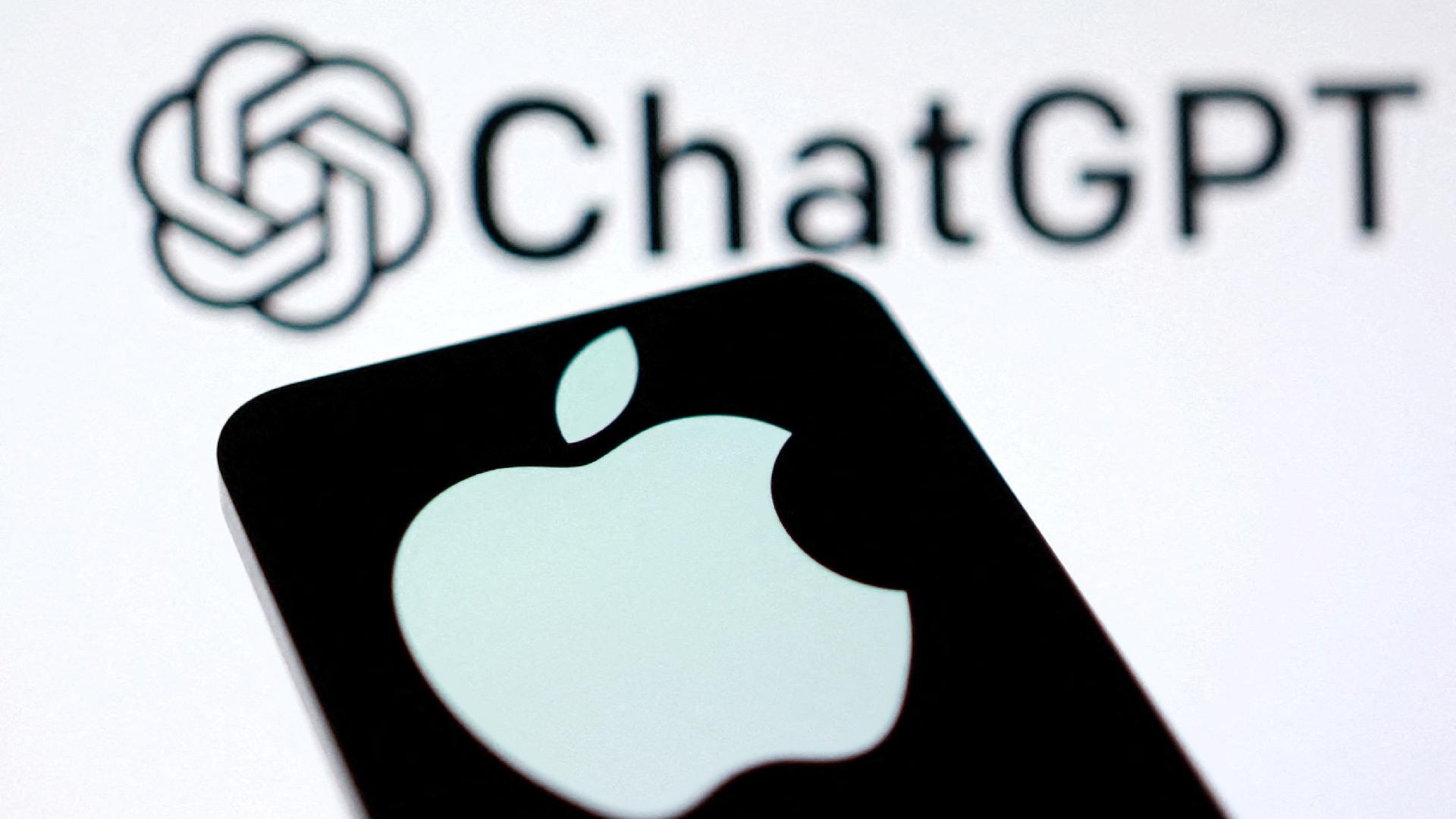 Os logotipos da Apple e do ChatGPT aparecem nesta ilustração tirada em 12 de julho de 2026. REUTERS/Dado Ruvic/Ilustração/Foto de arquivo - undefined
