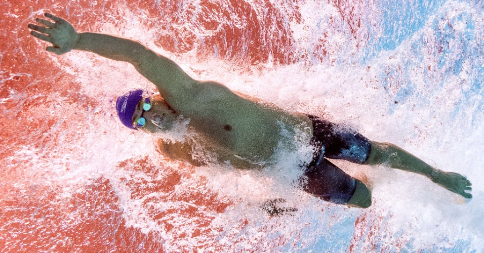 04.ago.2015 - O nadador inglês James Guy compete na final dos 200 metros livres, durante o Campeonato Mundial de Natação Kazan 2015, na Rússia