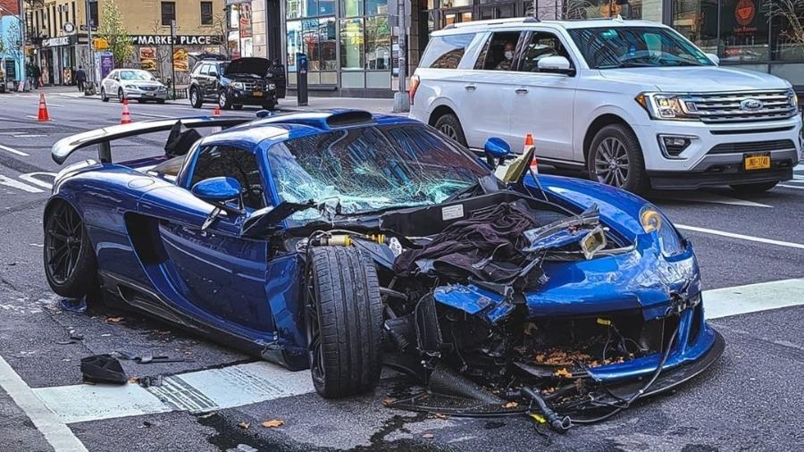 Motorista quebra quarentena e destrói Porsche avaliado em US$750 mil - Reprodução/Instagram @ronniecnyc
