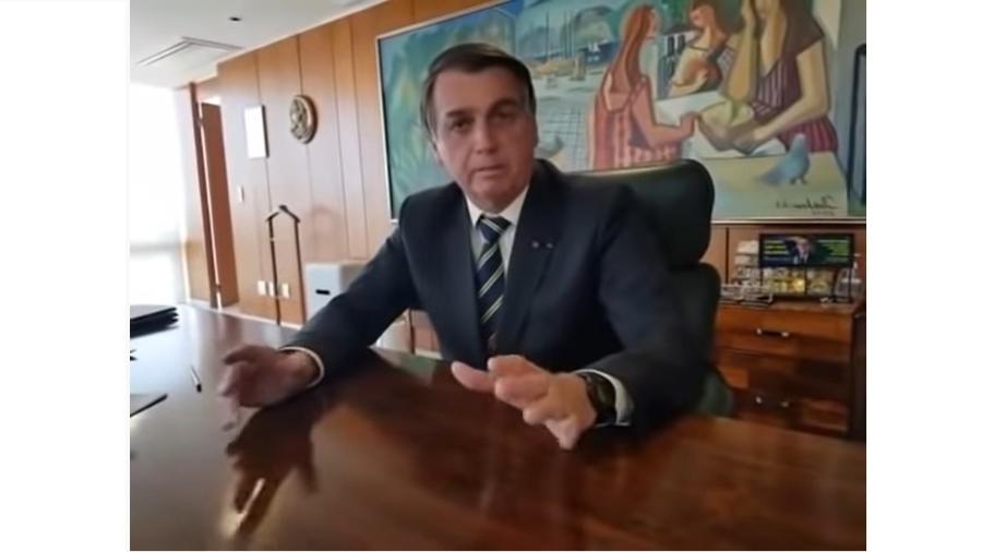 Bolsonaro se aproveita da anuência de parte da imprensa com pauta reacionária para posar de amigo dos pobres... - Reprodução/Youtube