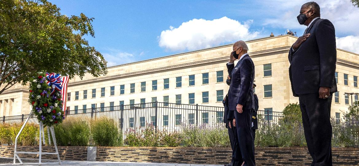 Presidente Biden participa de cerimônia em homenagem às vítimas de 11 de setembro no Pentagono - Kevin Dietsch/ GETTY IMAGES NORTH AMERICA / AFP