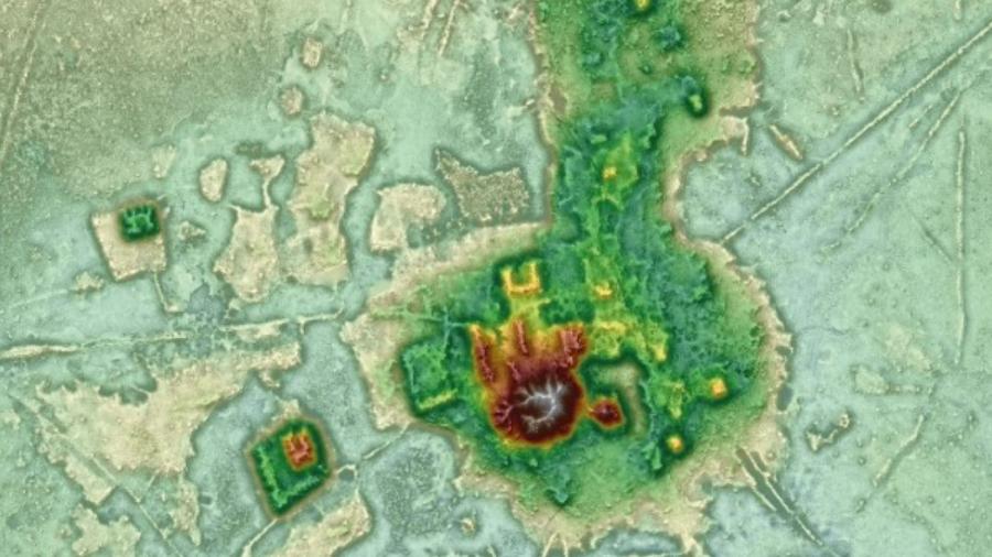 Áreas em vermelho indicam a localização das pirâmides na Bacia Amazônica boliviana - Revista Nature