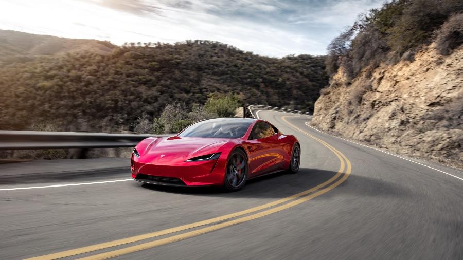Carros da Tesla estariam desligando o sistema de piloto automático menos de um segundo antes da colisão - Divulgação/ Tesla
