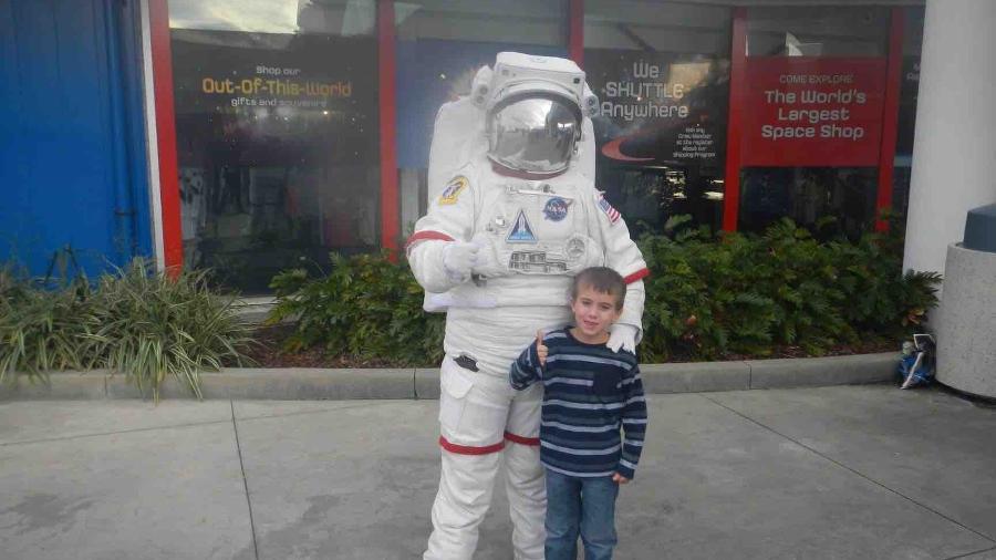 Menino Matthew Gallagher, morto aos 11 anos, tinha o sonho de se tornar astronauta - Divulgação