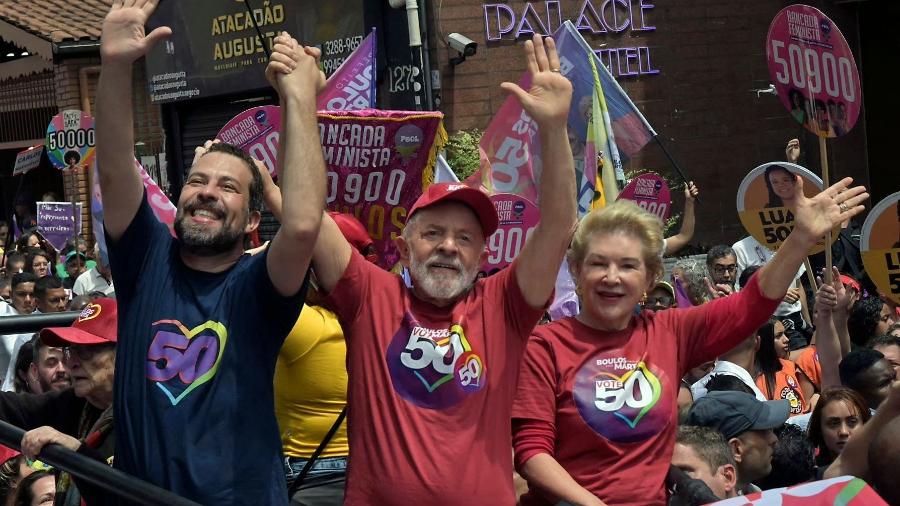 Lula participa da ato de Boulos -  NELSON ALMEIDA / AFP