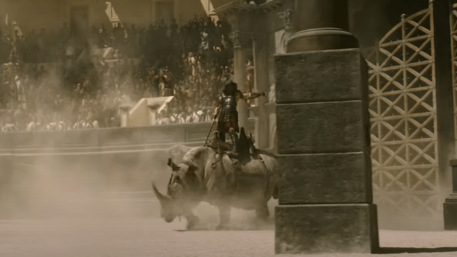 Trecho do trailer de 'Gladiador 2'; filme mostra rinoceronte na arena