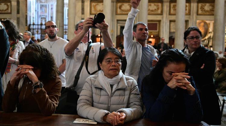 Túmulo do Papa Francisco recebe visitas na Basílica Santa Maria Maggiore Túmulo do Papa Francisco recebe visitas na Basílica Santa Maria Maggiore