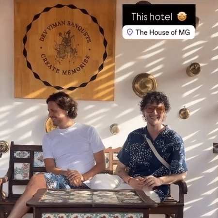 Mais cedo, Jamie publicou um story mostrando o hotel em que estavam hospedados Mais cedo, Jamie publicou um story mostrando o hotel em que estavam hospedados