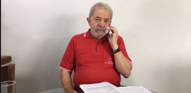 O ex-presidente Lula deu entrevista nesta sexta a uma rádio de Fortaleza  - Reprodução/Facebook