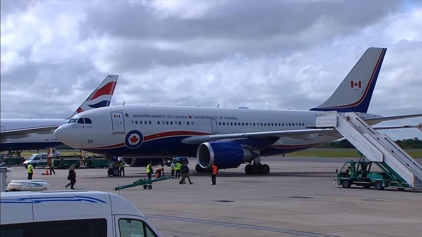 Canadá Airbus A310-300 - Reprodução